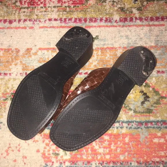 Vintage Leather Mules - Picture 4 of 9